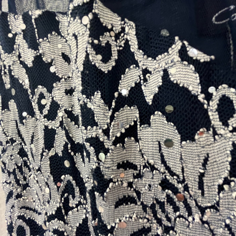 Beautiful Formal Dress - Picture 6 of 6